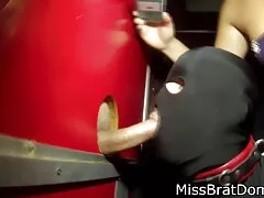 Sesso orale e masturbazione film porno amatoriali gratis con palloncini.