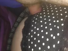 Redhead slut masturba mano e giocattolo sul video hard amatoriali letto