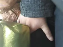 Gale succhia il cazzo e ingoia sperma. siti amatoriali porno