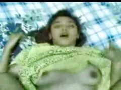 Una giovane cagna ama la figa, ha deciso per la prima volta video porno gratis amatoriali di mostrarlo davanti alla telecamera.