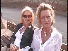 Andrey scopa Katya in un ambiente romantico. video pornografici amatoriali italiani