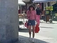 La donna cinese è video porno amatoriali gratis molto fragile sulle gambe di un maschio appassionato.