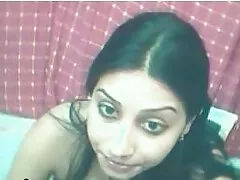 Fidanzata fa masturbazione video hard amatoriali e prende cum su lei faccia