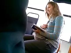 Voglio rilassarmi dopo il lavoro, vedere come una video hard amatoriali italiani giovane bruna lo fa. La cosa principale è tenere un dildo e un po ' di immaginazione.
